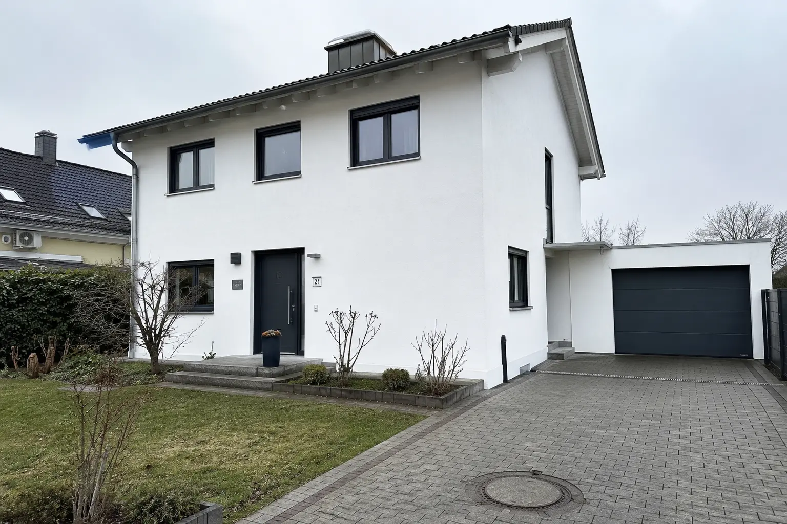 Einfamilienhaus mit Garage in Straubing zum Verkauf